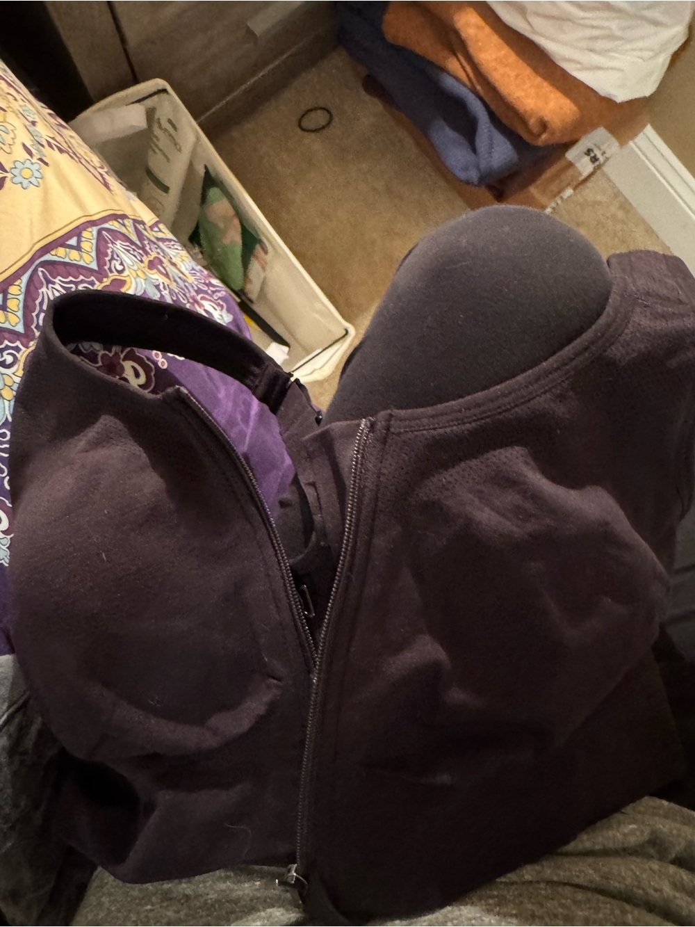 Prairie Wear Hugger Vida zip front bra in black
